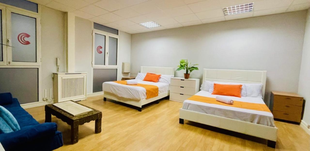 Punta Me Beautiful Apartments In Madrid Downtown Exterior foto