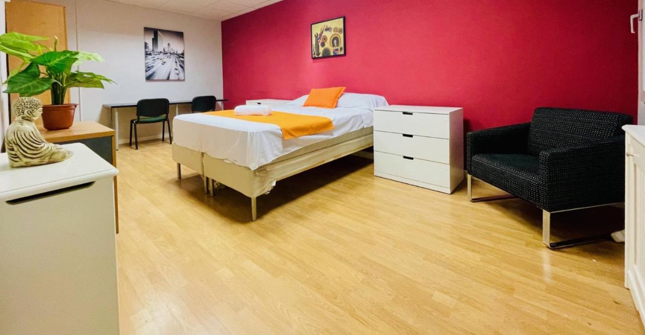 Punta Me Beautiful Apartments In Madrid Downtown Exterior foto